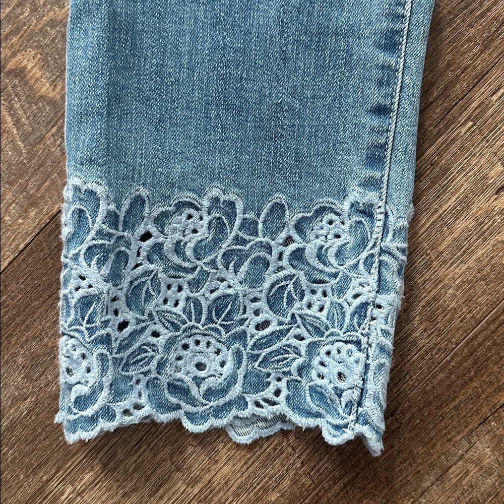 Ralph Lauren premier straight Cropped Jeans with embroidered Detail - Picture 5 of 12
